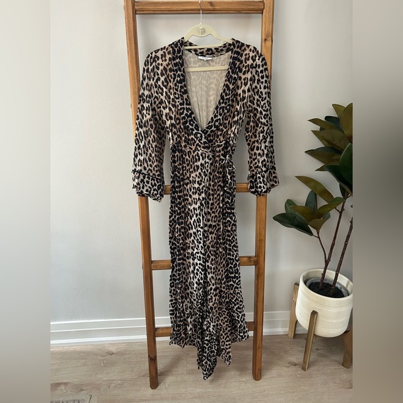 Ganni Leopard Print Wrap Dress with Long Sleeves - Picture 2 of 5